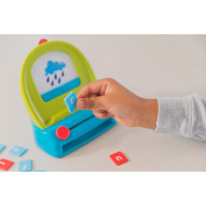 SPELL & DROP WORD-BUILDING SET - EDUCATIONAL INSIGHTS - Image 4