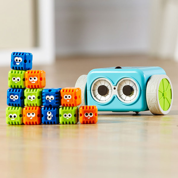 BOTLEY THE CODING ROBOT - LEARNING RESOURCES - Playwell Canada Toy