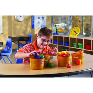 FARMER''S MARKET COLOR SORTING SET - LEARNING RESOURCES - Image 2