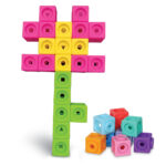 LER9334-Math-Link-Cubes-Kindergarten-Hearts-&-rainbow-set_09