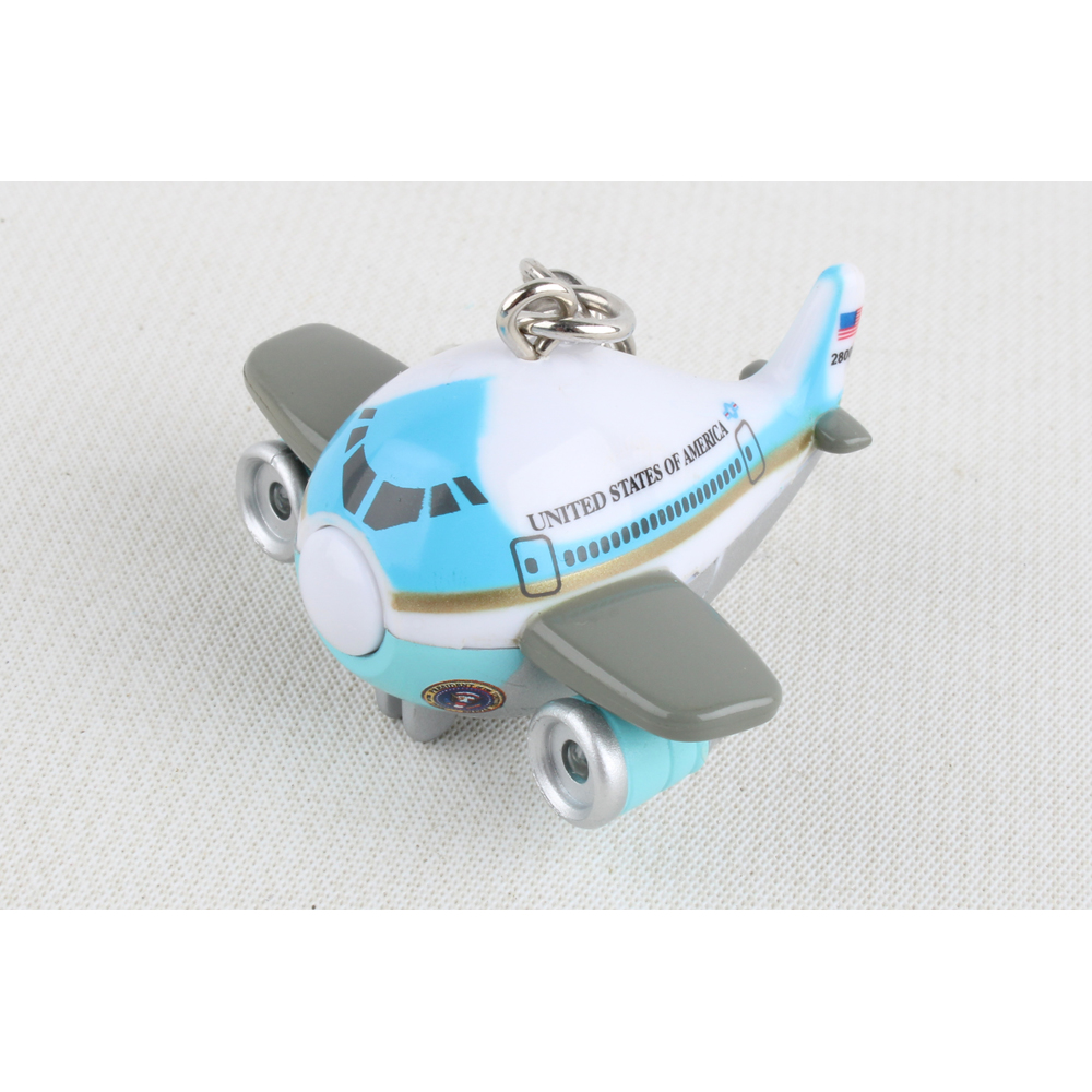 AIR FORCE ONE KEYCHAIN W/LIGHT & SOUND - DARON - Playwell Canada Toy ...