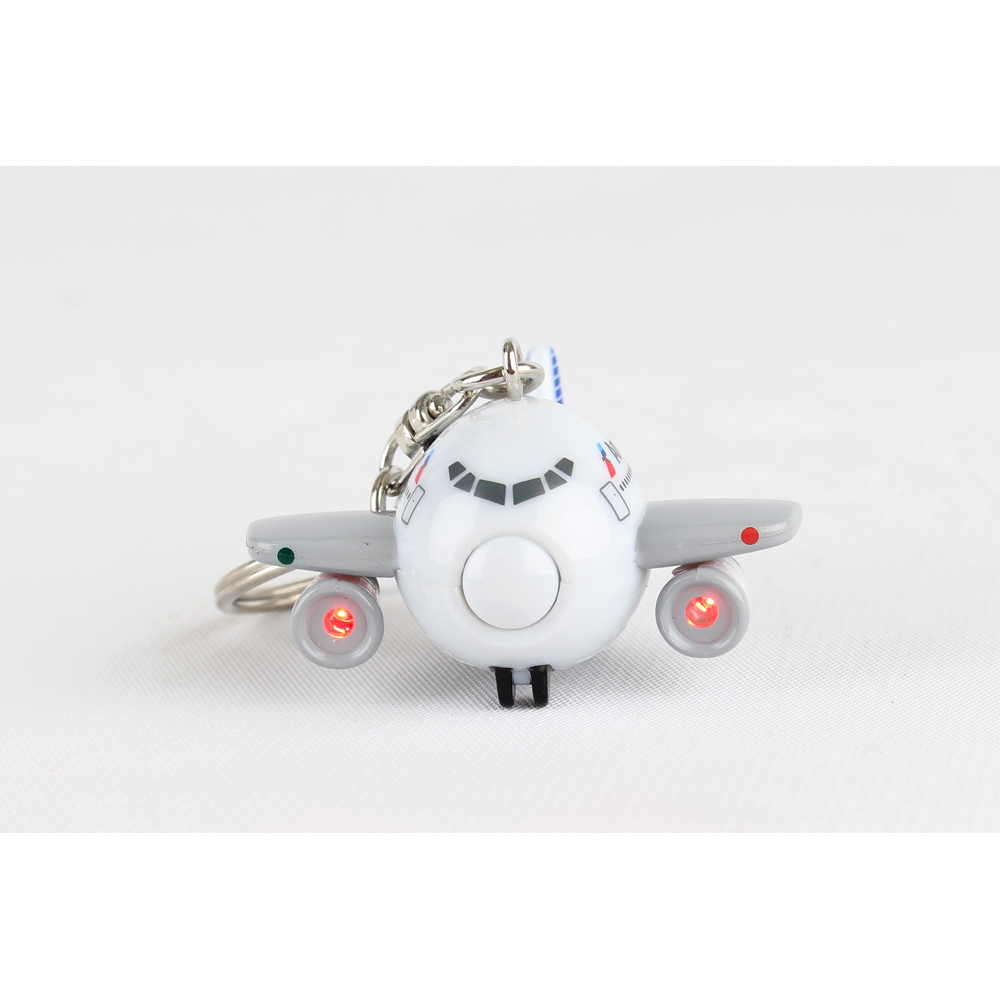 AMERICAN AIRLINES KEYCHAIN W/LIGHT & SOUND - DARON - Playwell Canada ...