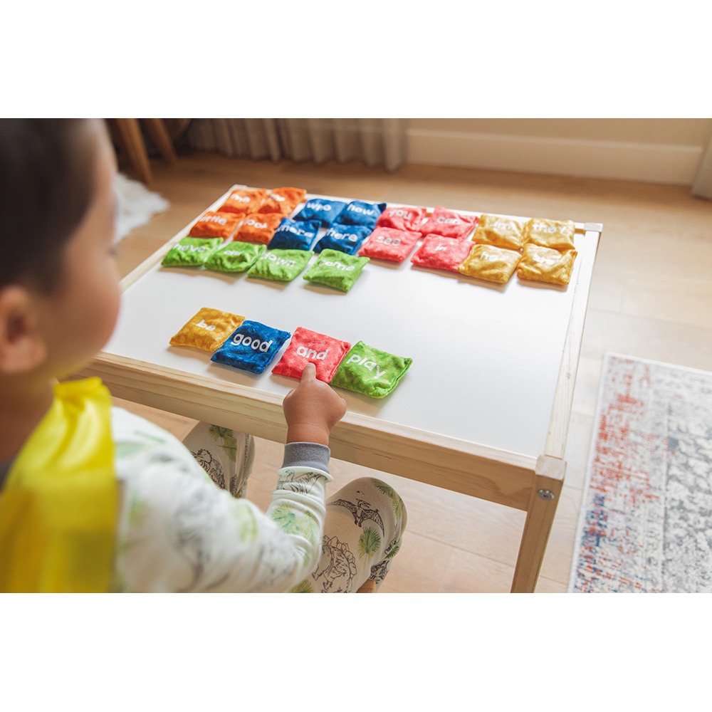 SIGHT WORD BEAN BAGS - EDUCATIONAL INSIGHTS - Playwell Canada Toy ...
