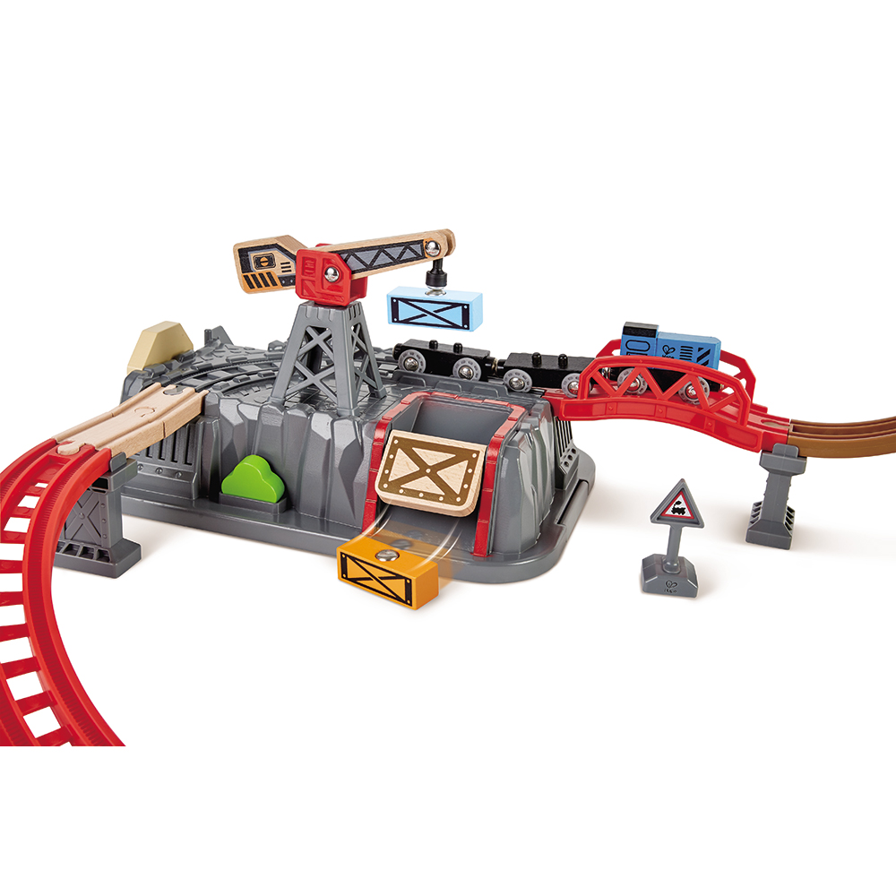 thumbnail image 2 of Record Listen & Light Railway Station By Hape - The Learning Lab 2 of 13