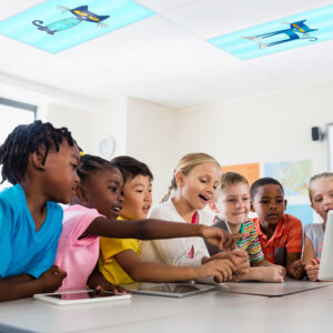 PETE THE CAT SCHOOL''S COOL! DECORATIVE LIGHT FILTERS - EDUCATIONAL INSIGHTS - Image 4