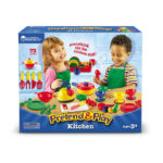 squared_1000x1000_LER9157_pretend–play-kitchen-set_high_res_1